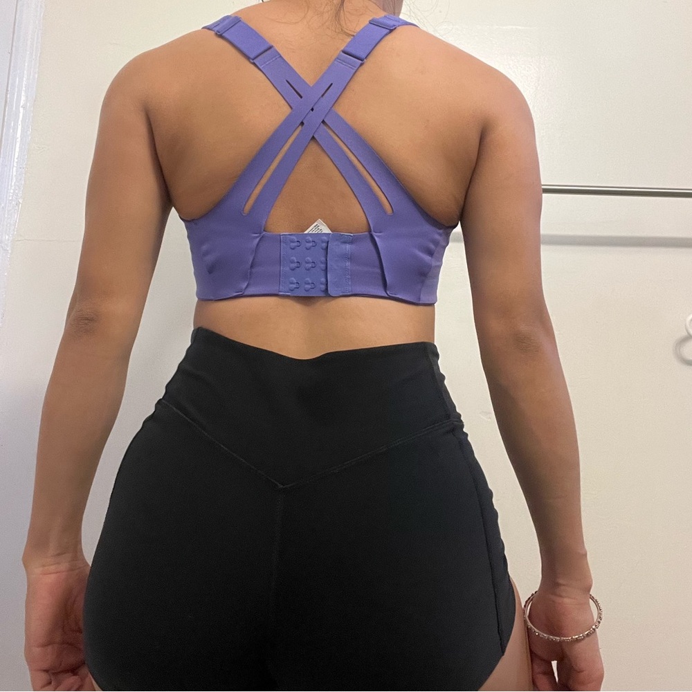 Lululemon Top - Picture 2 of 6